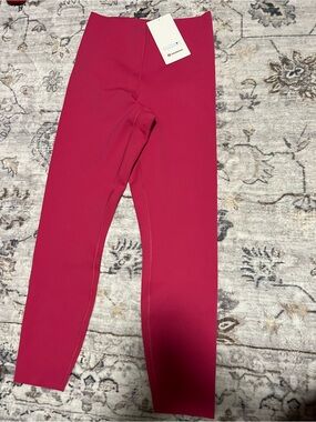 lululemon athletica  Leggings -NWT - Glow Up HR Tight 25” PINK Leggings size 8